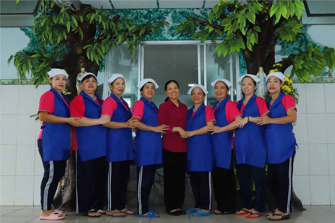 Cám ơn các cô Cấp Dưỡng