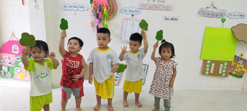 Tạo hình cây xanh bằng màu nước (Mầm 3)