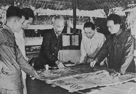 Hồ Chí Minh - hiện thân của tinh thần đổi mới