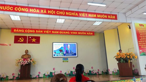 Hội nghị thông tin thời sự tháng 10