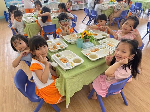 🍕🍝🥗đổi mới hình thức tổ chức giờ ăn cho trẻ 🥗🍝🍕