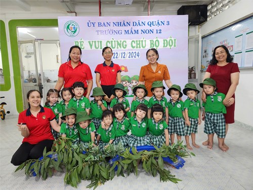 Cháu yêu chú bộ đội