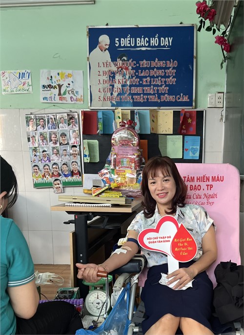 Hưởng ứng chiến dịch “Lễ hội xuân hồng”, hiến máu tình nguyện năm 2024