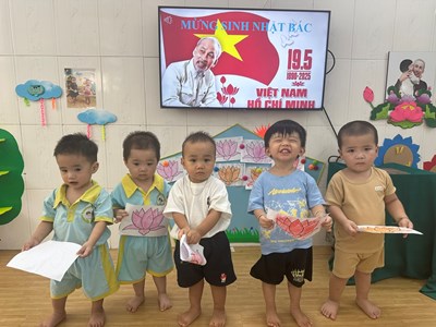 Giờ học lớp Họa mi