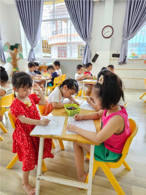 🎨✨ giờ học vẽ của các bé lớp chồi 3 – thế giới sáng tạo của bé! 👶🖌️