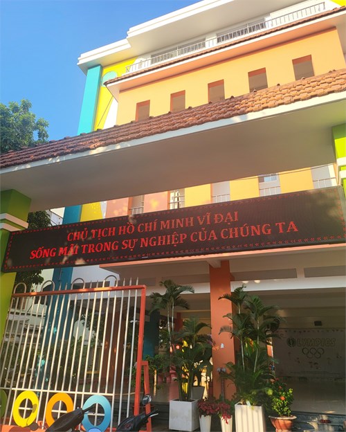 CĐCS Trường Mầm non 14 thực hiện chủ đề tuyên truyền kỷ niệm  Hiệp định Giơnevơ 1954- Thắng lợi to lớn của Nhân dân Việt Nam trên con đường bảo vệ nền độc lập dân tộc, thống nhất toàn vẹn lãnh thổ 