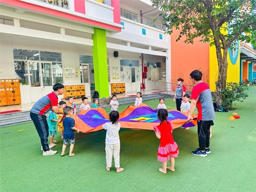 Các bé lớp Mầm 3 trong giờ học Gokids