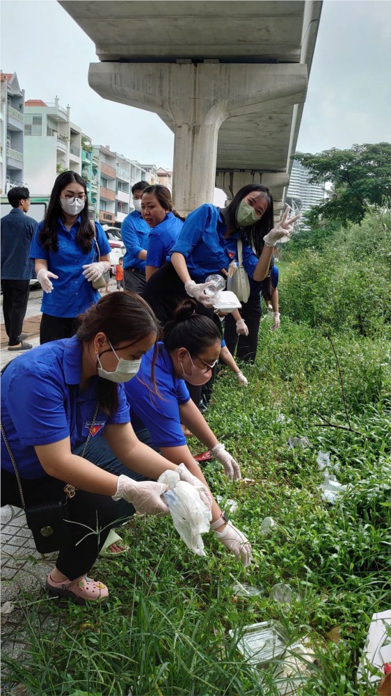 Sáng ngày 22 tháng 9 năm 2024, Chi đoàn trường Mầm non 19 tham gia Ngày chủ nhật xanh.