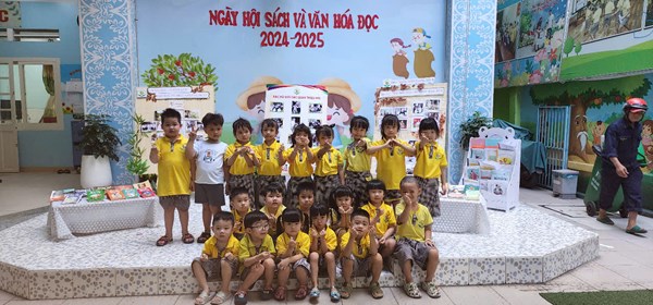 Ngày hội sách và văn hóa đọc.