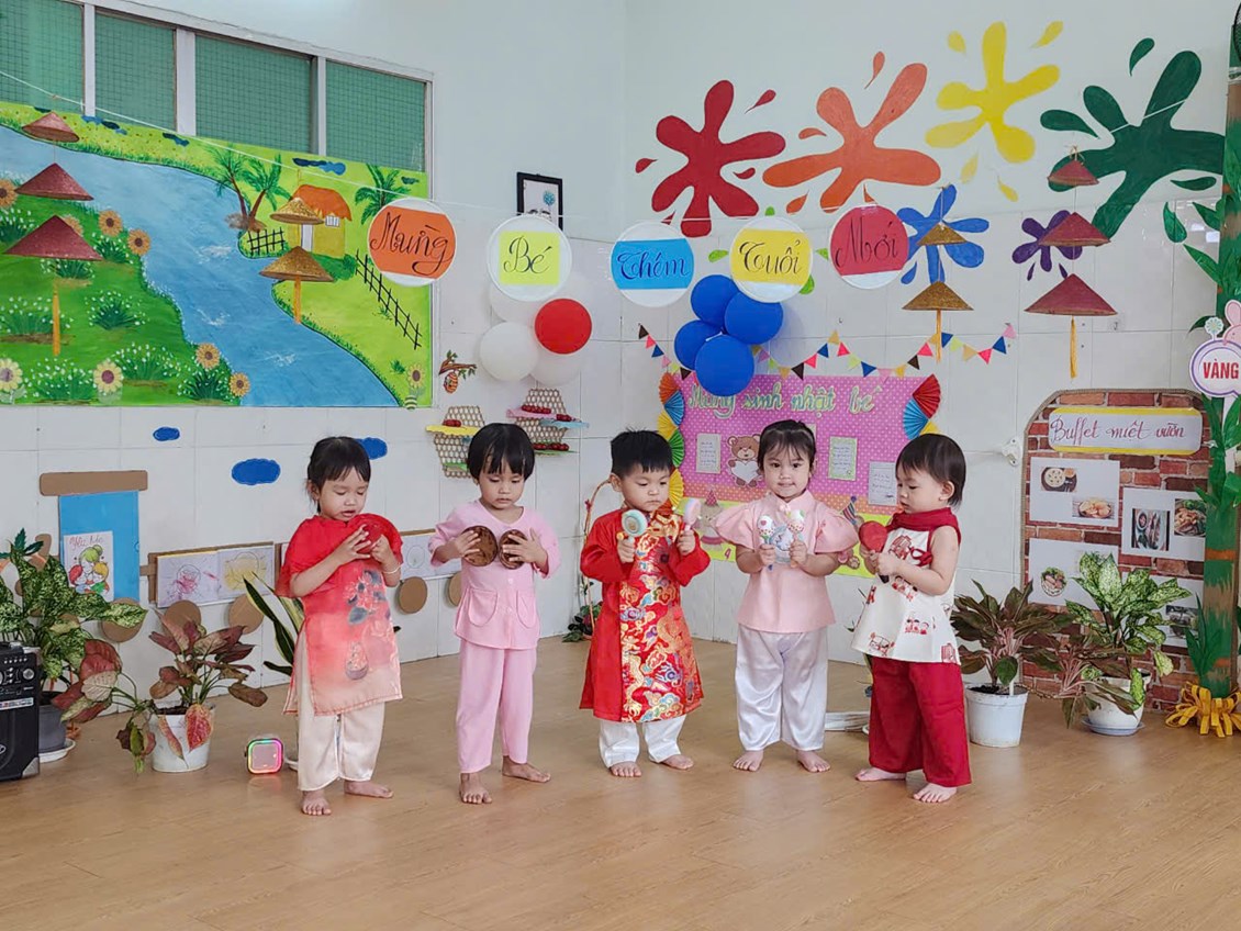 Chương trình Văn nghệ mừng sinh nhật các bé tháng 9, 10 theo phong cách Nam Bộ.