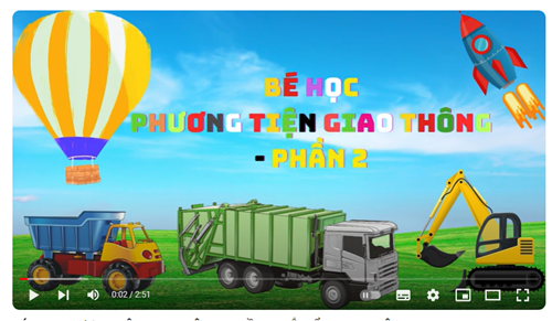 Bé học phương tiện giao thông