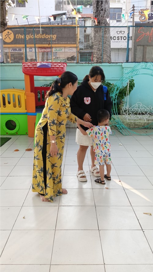 Giờ đón trẻ