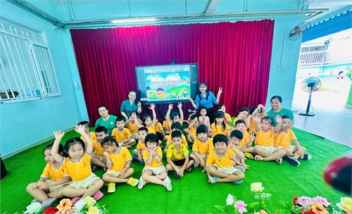 Công đoàn cơ sở trường Mầm non tổ chức tuyên truyền An toàn giao thông cho trẻ mầm non