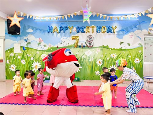 MN6Q3_Chúc mừng sinh nhật bé tháng 7 và tháng 8
