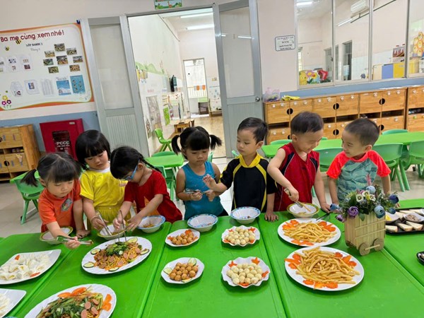 Tiệc buffet cuối năm