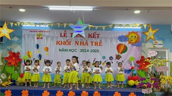 Tiết mục múa  Những ngôi sao xa xôi 
