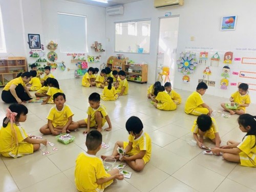 Hoạt động chơi góc của các bé lớp pooh 1