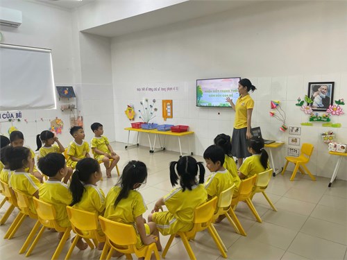 Pooh 2 - giờ học tình cảm xã hội  nhận biết cảm xúc 