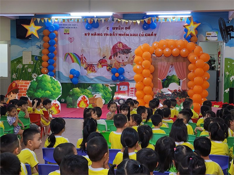 Pooh 2 - bé học và thực hành kỹ năng   phòng cháy và thoát hiểm  