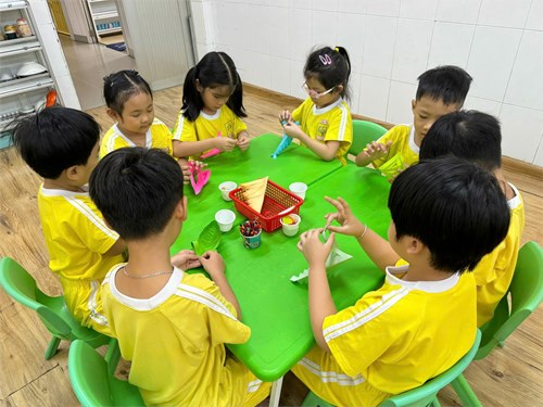 Pooh 2 - từ kĩ năng cô dạy chúng mình làm con cá