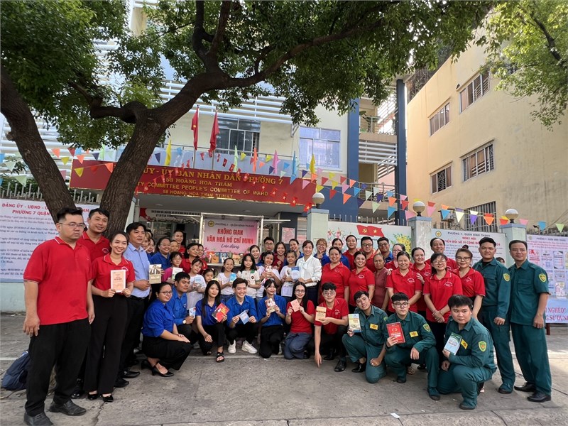 Đoàn viên thanh niên mn7b với hoạt động không gian văn hóa hồ chí minh - phường 7