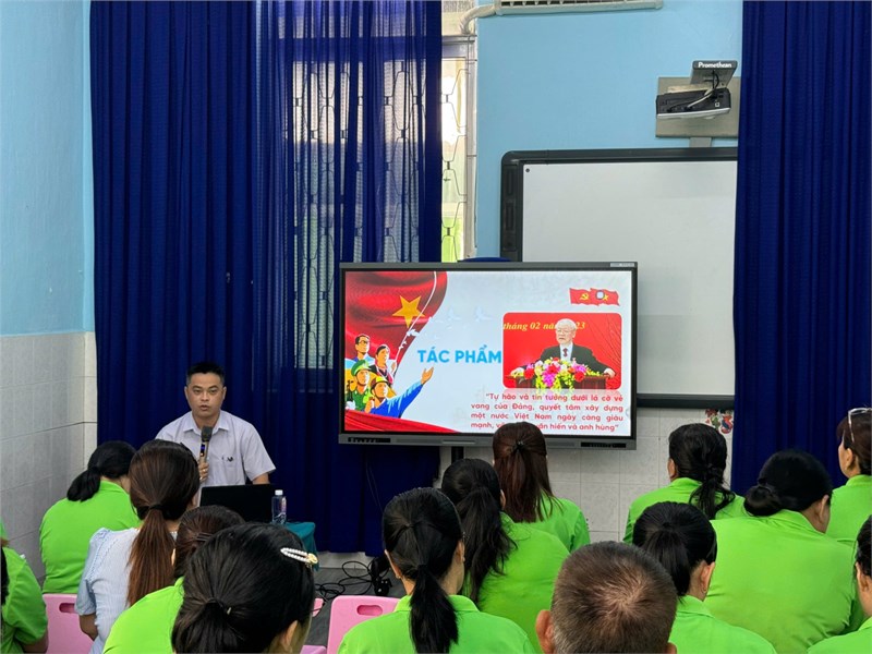 Sáng ngày 22 tháng 8 năm 2024, tập thể sư phạm trường mầm non 7 tham dự buổi học tập quán triệt 02 tác phẩm của  cố Tổng Bí thư Nguyện Phú Trọng  tại 66 Trần Quốc Thảo Q.3. Báo cáo viên : Đặng Trần Nguyễn - Phó Trưởng Ban Thường trực Ban Tuyên Giáo Quận ủy Quận 3 báo cáo.