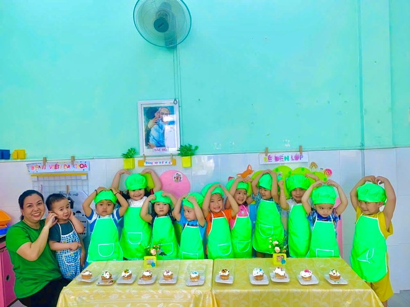 🌈 Trường Mầm Non 8
🌺 Nhân ngày Phụ Nữ Việt Nam 20/10, Khối Mầm chúng con gởi đến mẹ những chiếc bánh xinh yêu với lời chúc yêu thương, con yêu mẹ lắm 🌸🌸🌸