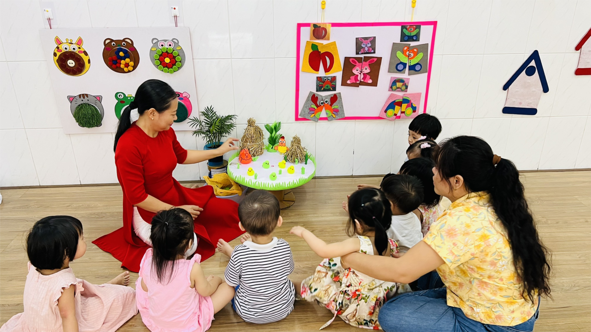 Tại sao nên đọc thơ cho trẻ mầm non?