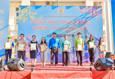 Các CĐV trường Mầm non Bàu Cát đã tham gia các hoạt động trong ngày   NGÀY HỘI CÔNG NHÂN - PHIÊN CHỢ NGHĨA TÌNH  do LĐLĐ quận Tân Bình tổ chức ngày 04/02/2024