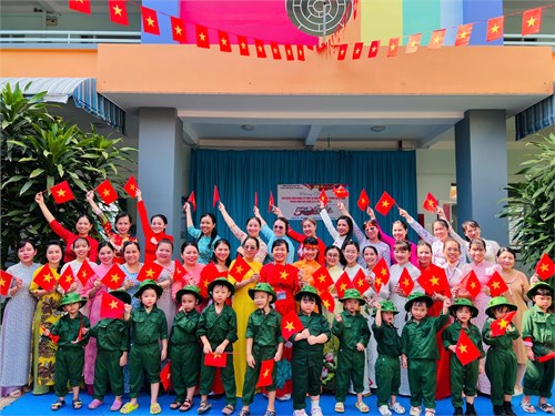 Trường Mầm non Bình Trị Đông B chào mừng kỷ niệm 50 năm ngày giải phóng miền Nam, thống nhất đất nước (30/4/1975 - 30/4/2025)