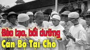 Đào tạo, bồi dưỡng cán bộ tại chỗ