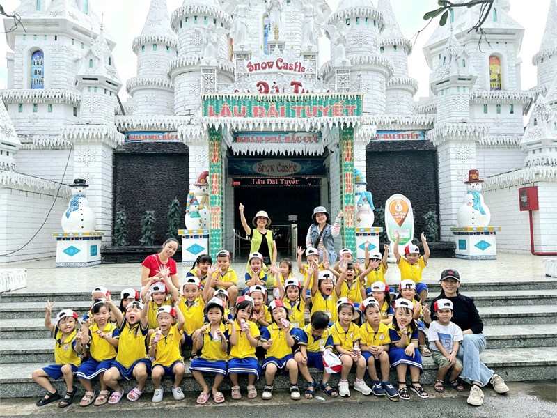Trường mầm non non Bình Trưng Đông tổ chức cho các bé đi tham quan học kỳ 1 năm học 2024 - 2025 tại công viên văn hóa Suối Tiên.