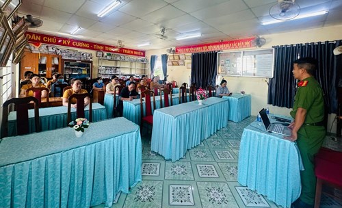 Tổ chức thực tập phương án chữa cháy và cứu nạn - cứu hộ trường mầm non cần thạnh  năm học 2024 – 2025