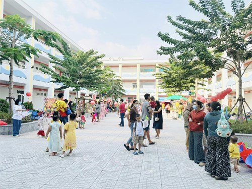 Lễ Khai mạc Hội Xuân - Rồng con du Xuân.