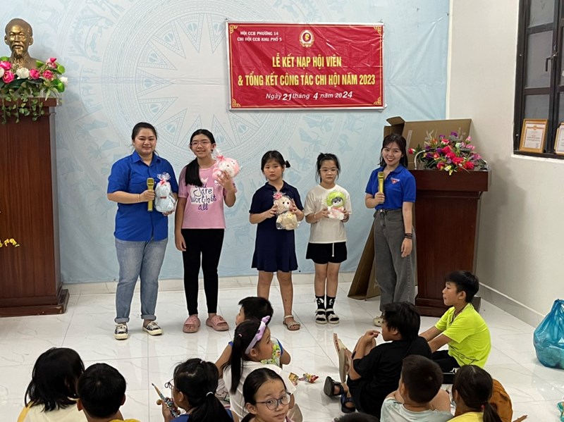 Khai mạc hè khu phố