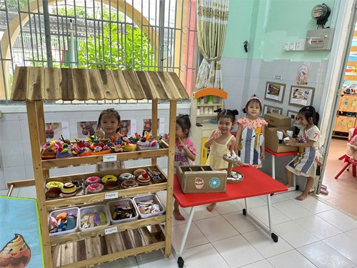 Điều kiện tổ chức vui chơi lớp Chồi 1