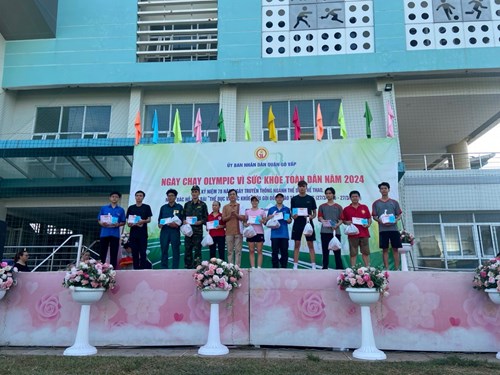 Trường Mầm non Hương Sen tham gia cuộc thi cự ly chạy Olympic vì sức khỏe toàn dân quận Gò Vấp năm 2024.