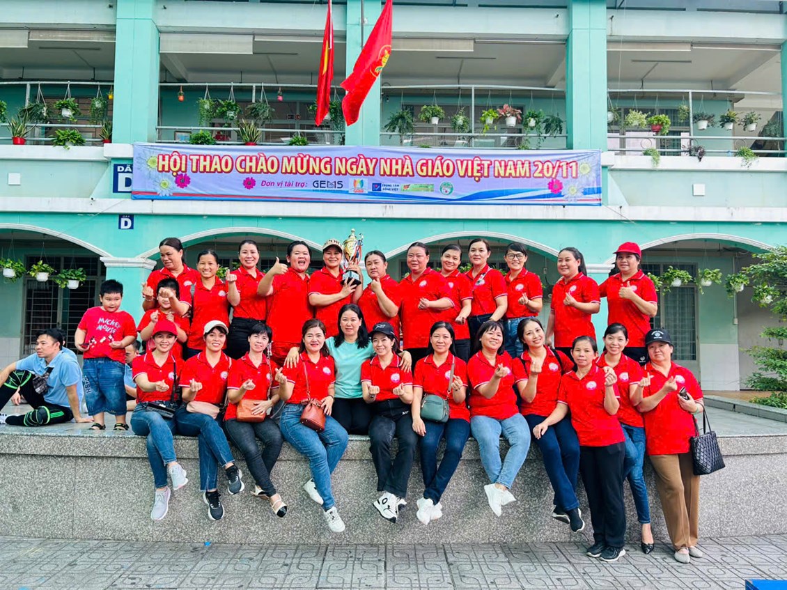 Hưởng ứng các hoạt động chào mừng kỷ niệm ngày 20-11-2024, Trường Mầm non Hương Sen tham gia hội thao môn kéo co khối mầm non tại trường tiểu học An Hội đạt 🏆bạc.