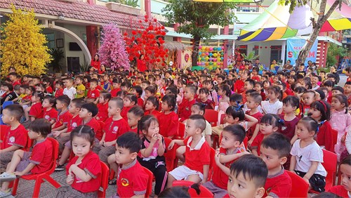 Lễ hội chào Xuân Ất Tỵ 2025 của các bé trường mầm non Hương Sen.