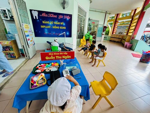 Điều kiện tổ chức vui chơi lớp Mầm 2