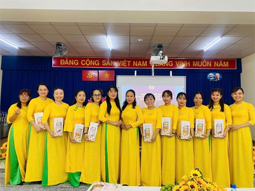 Họp mặt kỷ niệm 94 năm ngày thành lập Hội liên hiệp phụ nữ Việt Nam và 14 năm Ngày Phụ nữ Việt Nam 20/