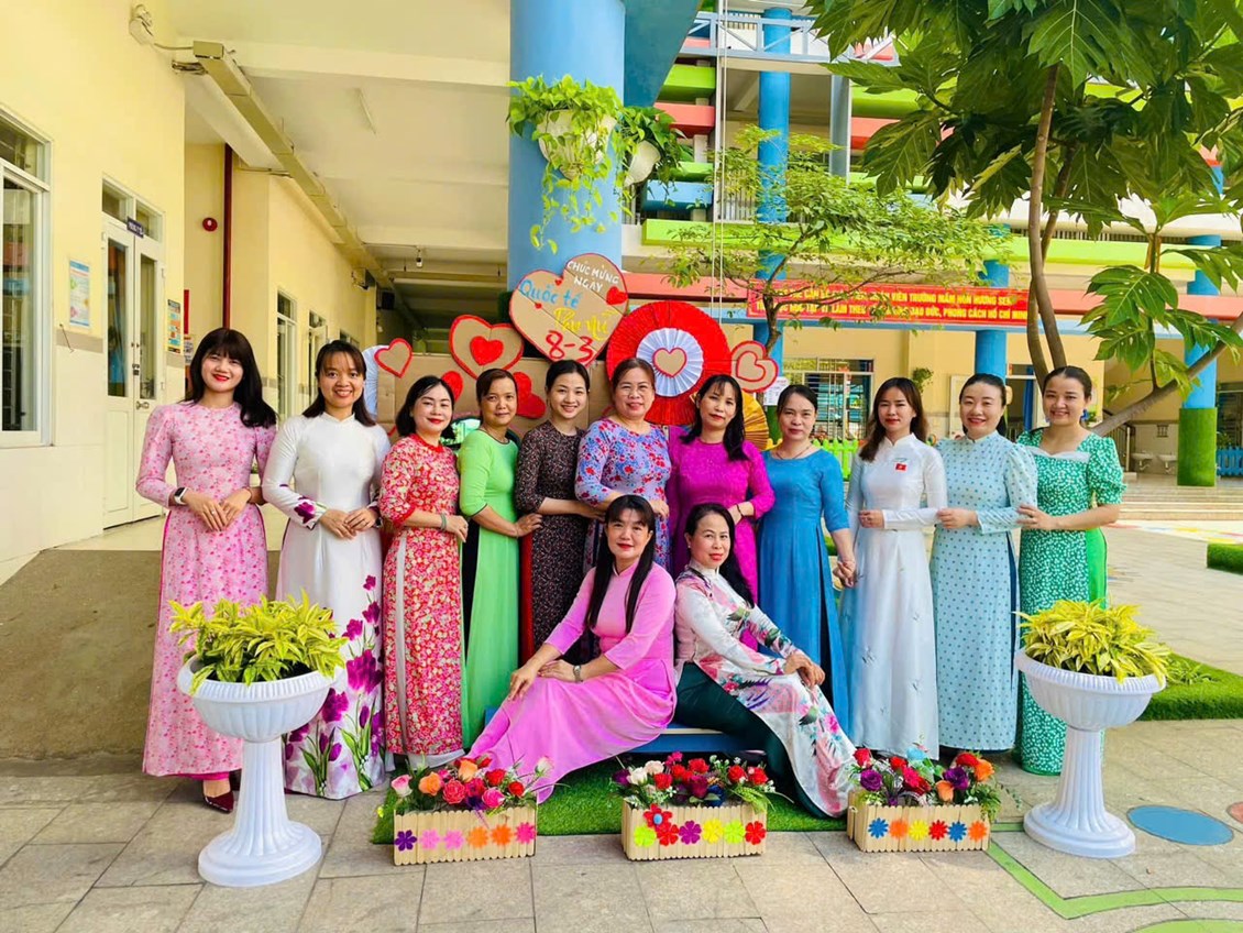 Hưởng ứng Lễ hội áo dài Thành phố Hồ Chí Minh lần 11 năm 2025.
