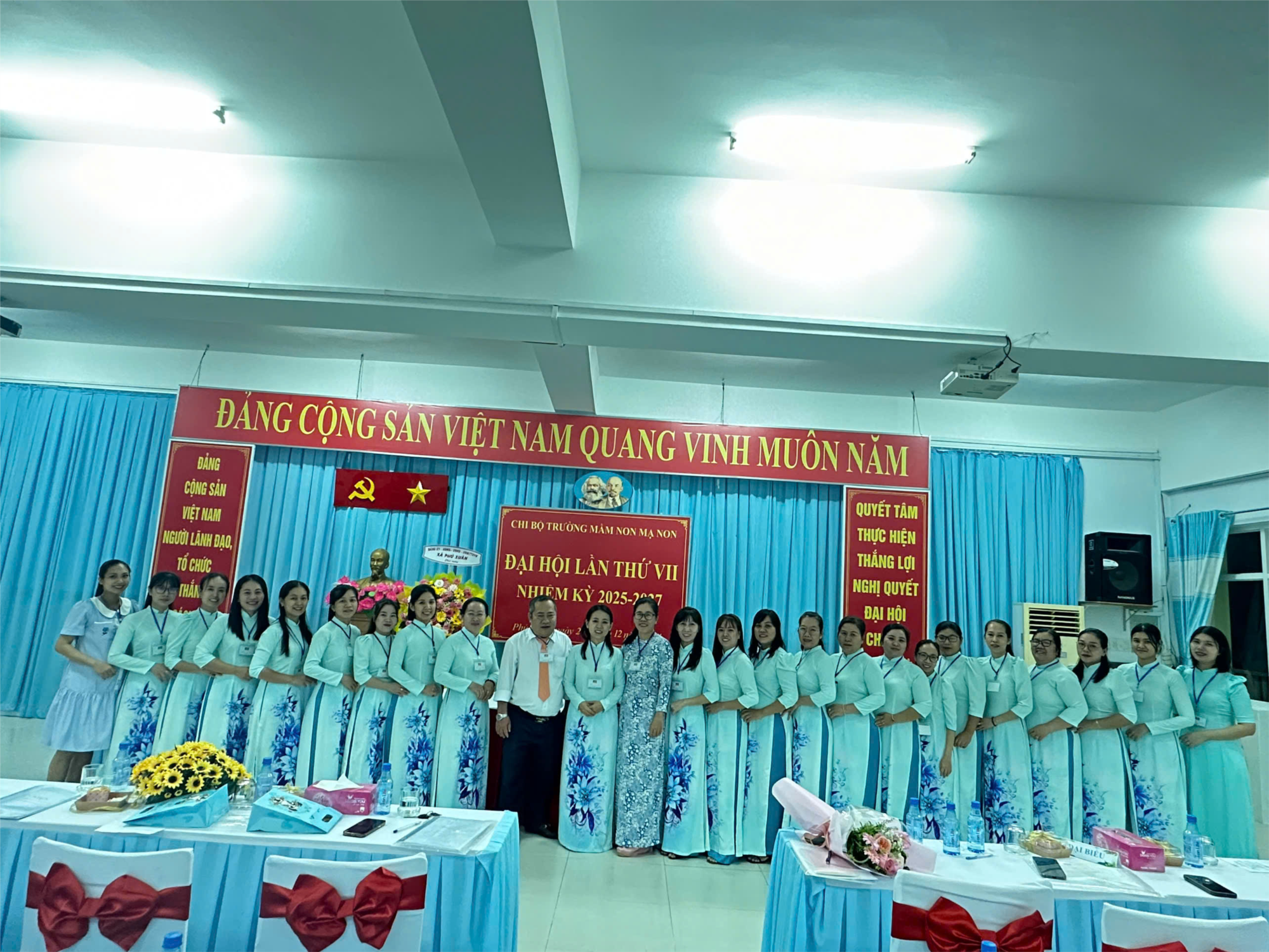 Ngày 27/12/2024 Trường MN Mạ Non đã tổ chức Đại hội chi bộ nhiệm kỳ 2025-2027
