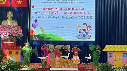  Liên hoan nhạc kịch tiếng Anh” dành cho trẻ mẫu giáo năm học 2024-2025