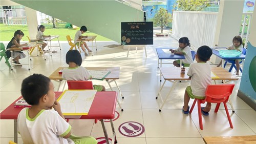 Trường Mầm non Mạ Non tổ chức Hội thi  Bé vẽ sáng tạo cùng Bitex  cấp trường, năm học 2023-2024