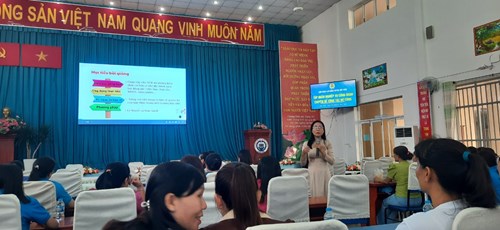 Công đoàn trường Mầm non Mỹ Hoà tham dự tập huấn Cán bộ nữ công