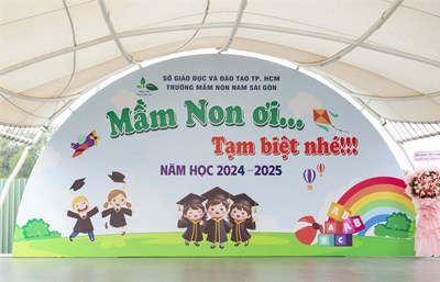 Lễ ra trường các bé khối lá năm học 2024 - 2025