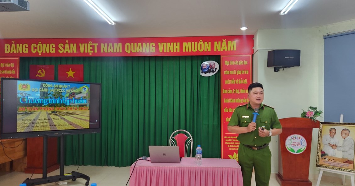 Buổi tập huấn phòng cháy chữa cháy