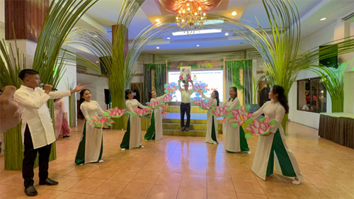 Tham gia Hội thi văn nghệ Chủ đề  Sáng mãi niềm tin Công đoàn  do Liên đoàn Lao động Quận 10 tổ chức