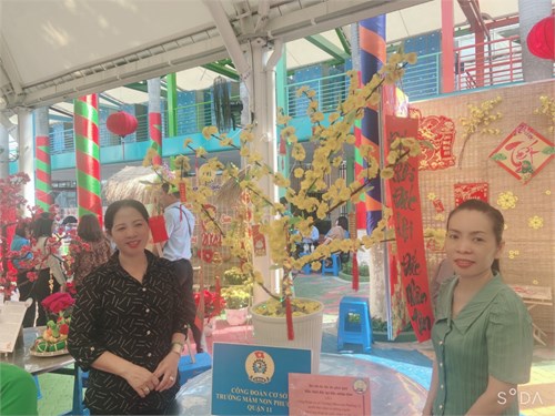 Công đoàn trường tham dự Ngày hội công nhân “Xuân yêu thương - Tết nghĩa tình”